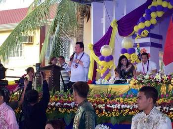 A speech from Governer Wilhelmino Sy-Alvarado